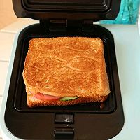 简单易做又营养的三明治早餐的做法图解9