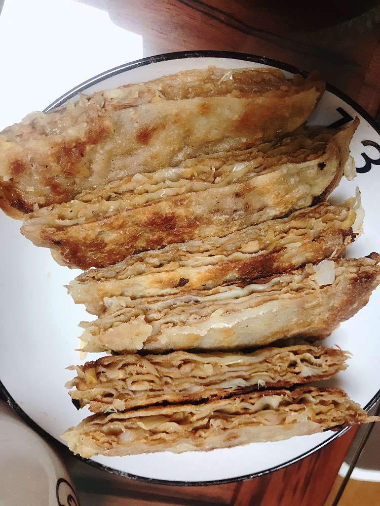 家常肉饼（饺子皮版）的做法
