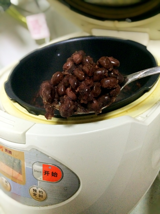 红豆包的做法图解1