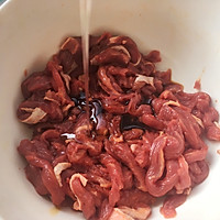 意式红烩牛柳酥的做法图解3