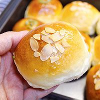 #丘比小能手料理课堂#杏仁蓝莓小餐包的做法图解11