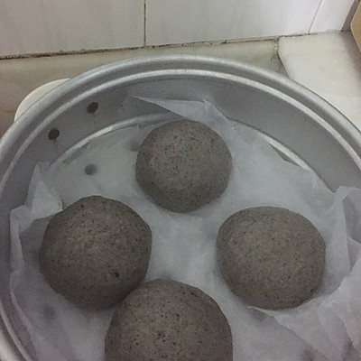 黑芝麻馒头