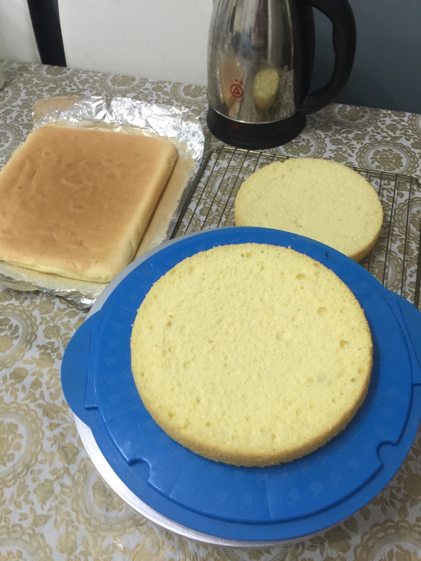 宝贝9周岁生日---蓝胖子多啦A梦的做法图解1