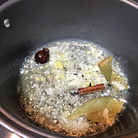 香菇焖肉酱的做法图解7
