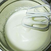 牛奶海棉杯子蛋糕#1%的最嗨烘焙#的做法图解3