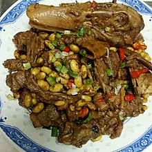 黄豆焖鸭