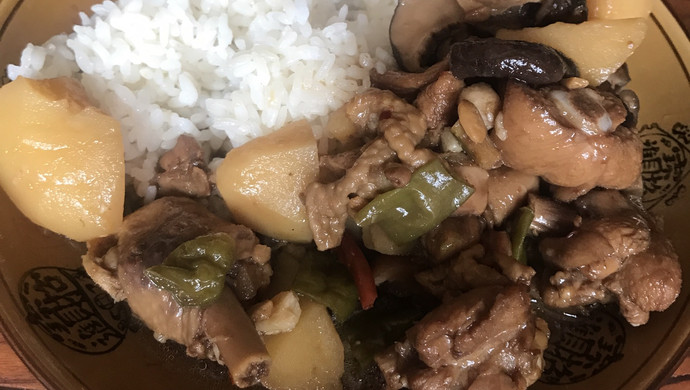 黄焖鸡米饭