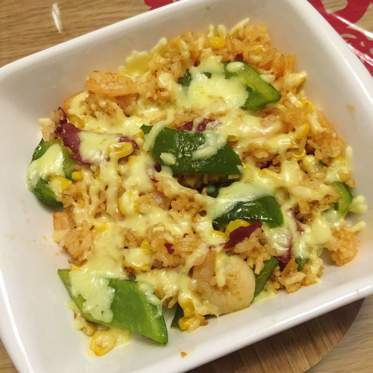 芝士虾仁焗饭的做法