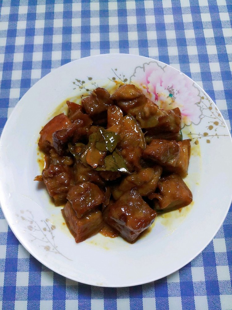就是爱吃肉：叉烧酱版红烧肉的做法