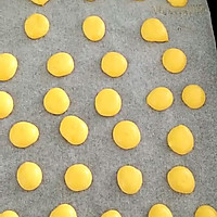 自制蛋黄奶溶豆的做法图解1