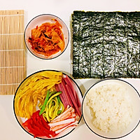 小伙伴们都喜欢的紫菜包饭的做法图解2