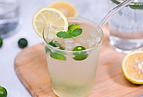 自制冰爽青桔柠檬水，堪称夏日最佳冰饮！
