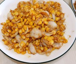 咸蛋黄烩玉米百合的做法