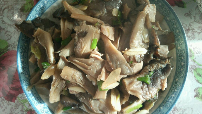 鲜蘑炒肉