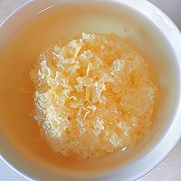 #烘焙美学大赏#润肺去燥-椰香银耳雪梨汁‼️的做法图解1