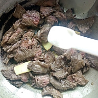 牛肉番茄炖土豆的做法图解2