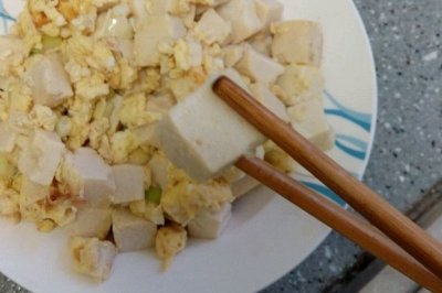 鸡蛋炒豆腐