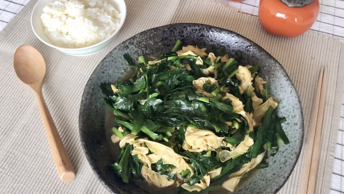 养肥老公的36道菜:07韭菜炒干豆腐
