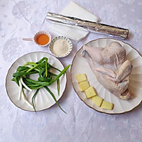 砂锅盐焗鸡的做法图解1