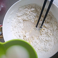 宝宝超爱的巧克力甜甜圈的做法图解4