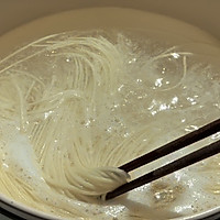 简单易做的肉丸汤面的做法图解4