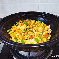 玉米胡萝卜炒鸡蛋的做法图解6