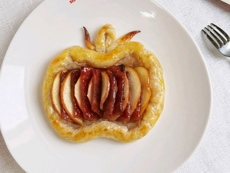 圣诞风琴烤苹果饼（独创）的做法