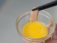酥香炸鸡柳的做法图解5