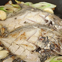 红烧鲳鱼的做法图解7