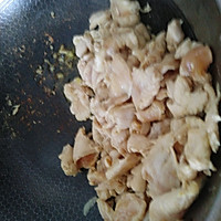新疆鸡肉炒米粉的做法图解3