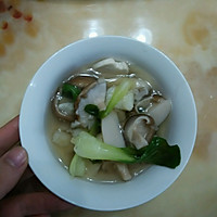 菌菇滚青菜竹笋汤的做法图解3