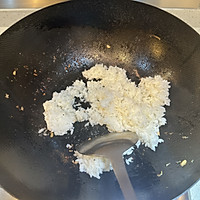 三文鱼炒饭的做法图解5
