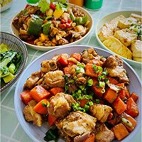 辣椒炒鸡、红萝卜炖排骨的做法图解10