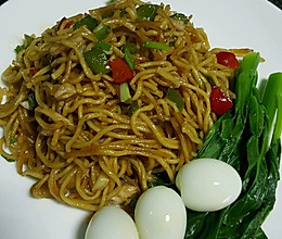 双椒肉丝炒面的做法