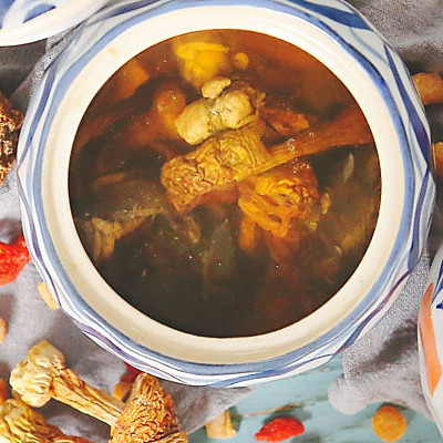 精致女孩就该喝精致的乌鸡汤