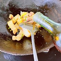 #葱伴侣豆瓣酱能蘸善炒#酱香红烧肉笋的做法图解5