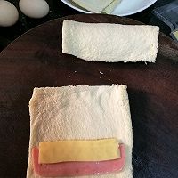 芝士火腿土司卷的做法图解2