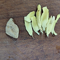 天麻炖猪脑的做法图解1