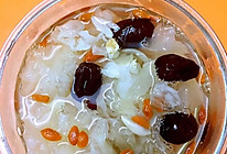红枣银耳枸杞汤的做法