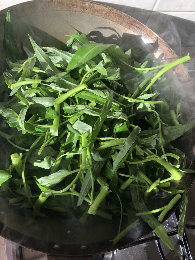 炒空心菜的做法