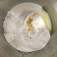 蛋黄白莲蓉冰皮月饼的做法图解2