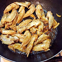 红烧鸡翅尖的做法图解7