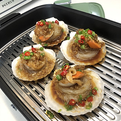 蒜蓉粉丝蒸扇贝