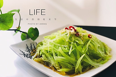 凉拌莴笋，做法简单，营养美味