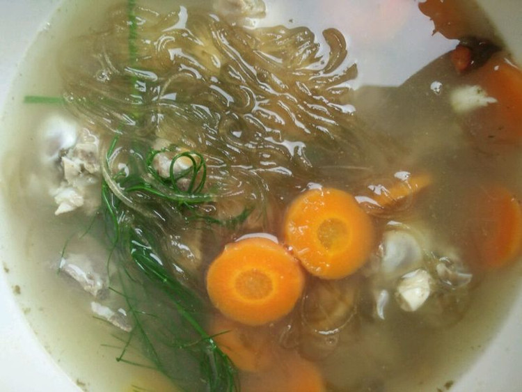 羊骨粉丝汤的做法