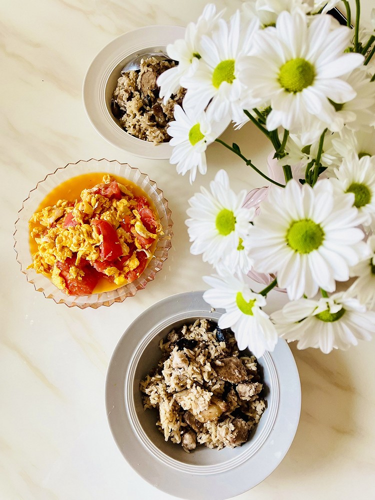 排骨芋头饭的做法