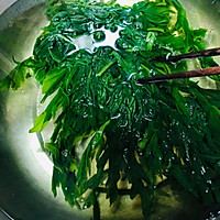 青团的灵魂-艾草青汁的做法图解2