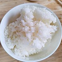 菠萝虾仁炒饭，适时而食，这个水果正当季。的做法图解7