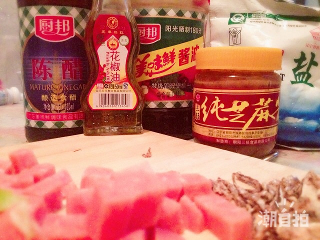 简单快手面-葱油拌面的做法图解1