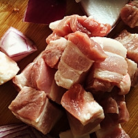 杏鲍菇烧肉的做法图解1